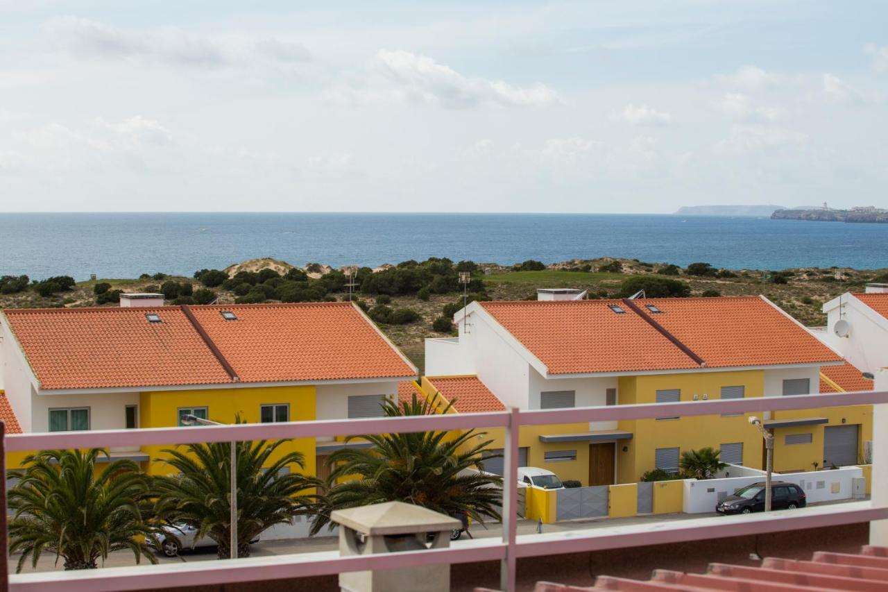 Surf And Stones Apartment Peniche Exterior photo